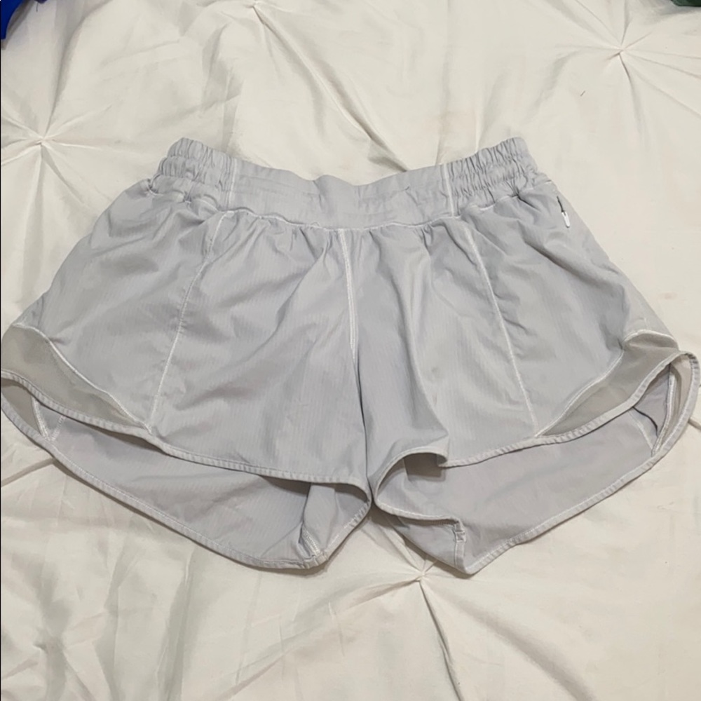 Lululemon 4” shorts